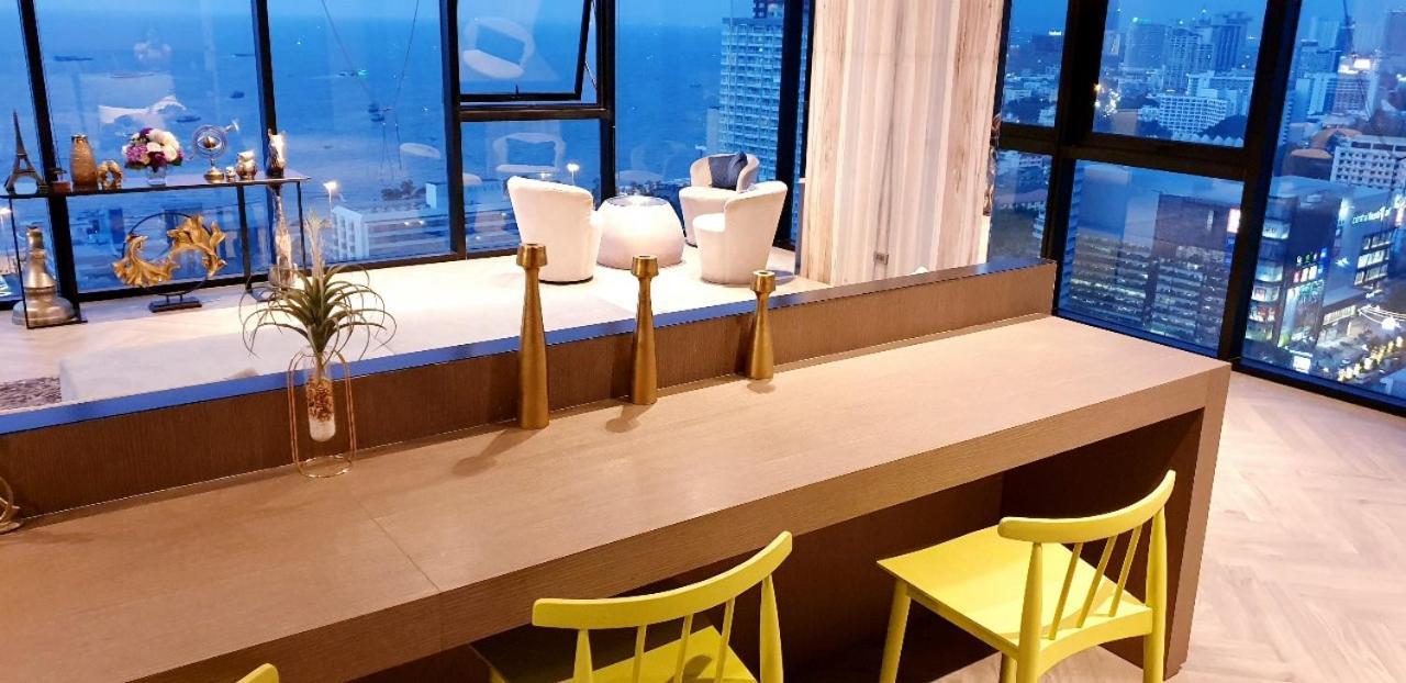 The Base Central Pattaya Quiet King-Bed With Infinity Pool & Free Netflix! Buitenkant foto